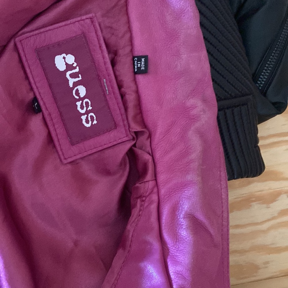 Vintage Guess Leather Jacket! - Picture 8 of 9